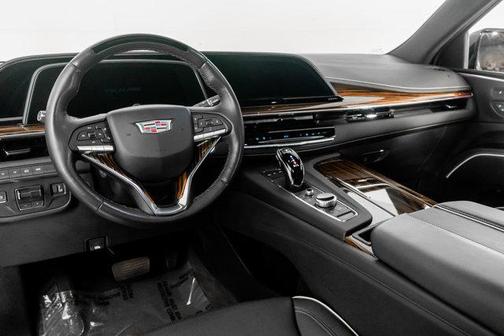 2024 Cadillac Escalade ESV Premium Luxury