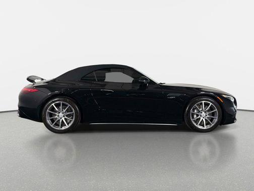 Obsidian Black Metallic 2023 Mercedes-Benz AMG SL 43 Base