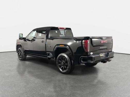 Onyx Black 2025 GMC Sierra 2500 AT4