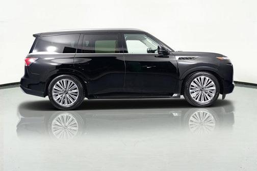 2025 INFINITI QX80 SENSORY AWD