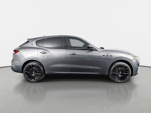 2022 Maserati Levante Modena