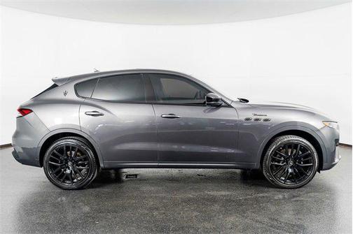 2022 Maserati Levante Modena