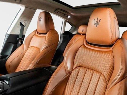 2022 Maserati Levante Modena