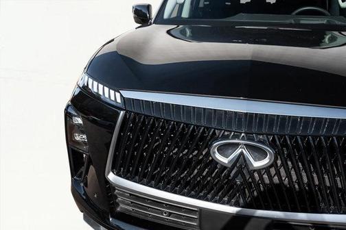 2025 INFINITI QX80 SENSORY AWD