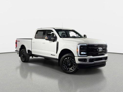 Star White Metallic TC 2025 Ford F-350 Platinum