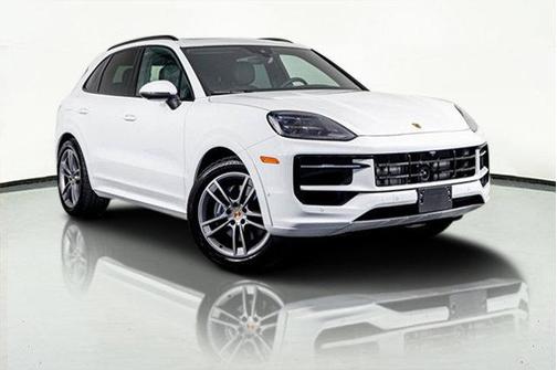 2025 Porsche Cayenne Base