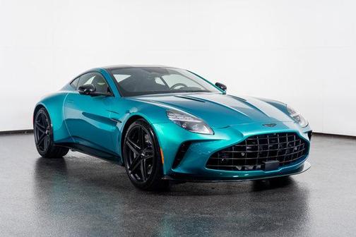2025 Aston Martin Vantage Base