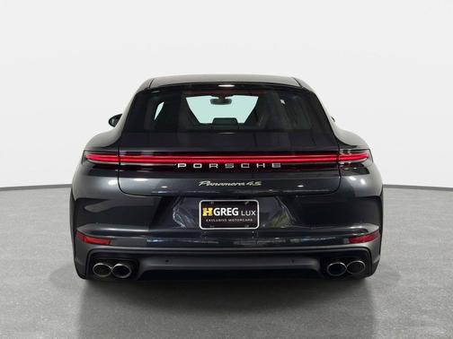 Volcano Grey Metallic 2025 Porsche Panamera 4S
