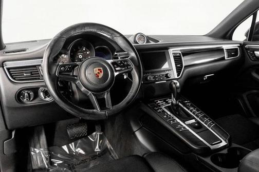 2018 Porsche Macan S