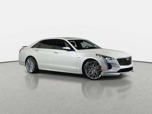 Crystal White Tricoat 2019 Cadillac CT6-V Blackwing