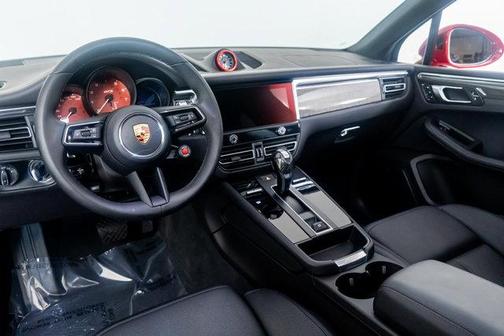 2024 Porsche Macan GTS