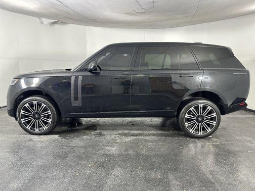 2023 Land Rover Range Rover Autobiography