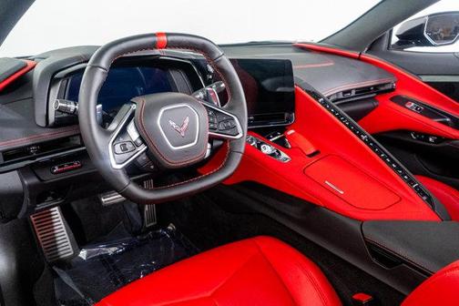 2025 Chevrolet Corvette Stingray w/2LT