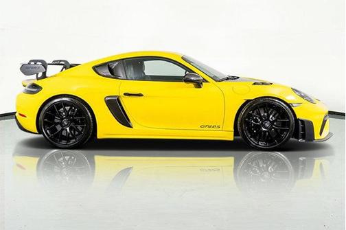 2023 Porsche 718 Cayman GT4 RS