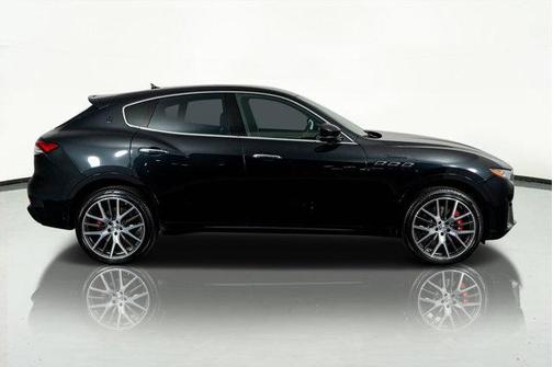 2022 Maserati Levante Modena