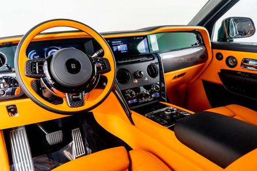 2025 Rolls-Royce Cullinan Black Badge