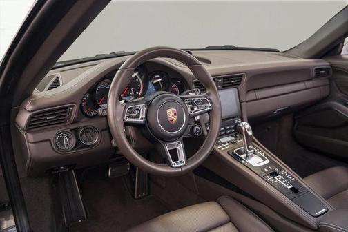 2017 Porsche 911 Turbo