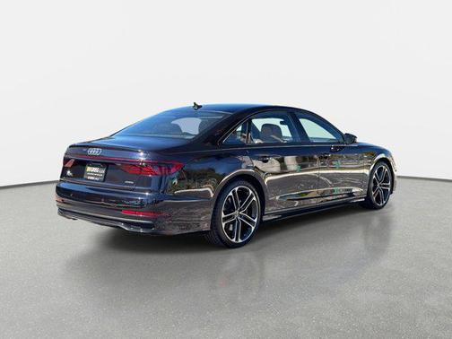 2025 Audi A8 L 55 TFSI quattro Tiptronic