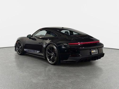 2024 Porsche 911 GT3 w/Touring Package