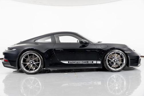 2024 Porsche 911 GT3 w/Touring Package