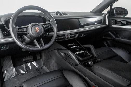 2024 Porsche Cayenne Base