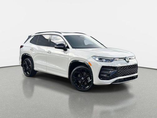 2025 Volkswagen Tiguan 2.0T SE R-Line Black 4MOTION