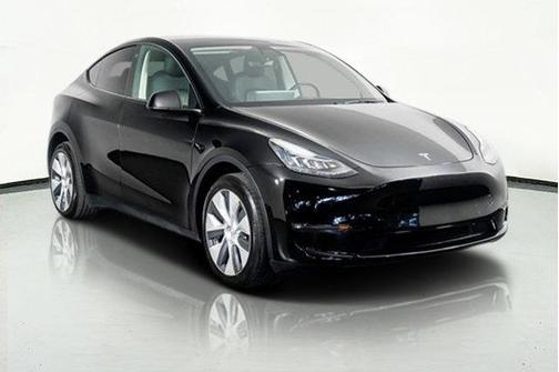 2022 Tesla Model Y Long Range Dual Motor All-Wheel Drive