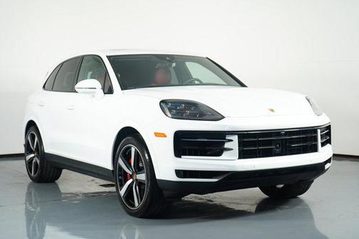 2024 Porsche Cayenne S
