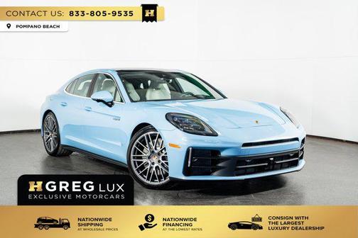 2025 Porsche Panamera 4