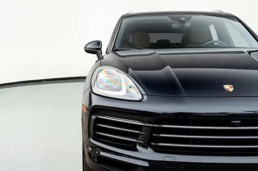 2022 Porsche Cayenne Cayenne