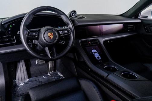 2024 Porsche Taycan GTS