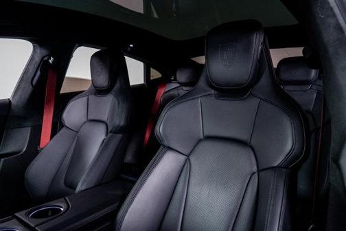 2024 Porsche Taycan GTS