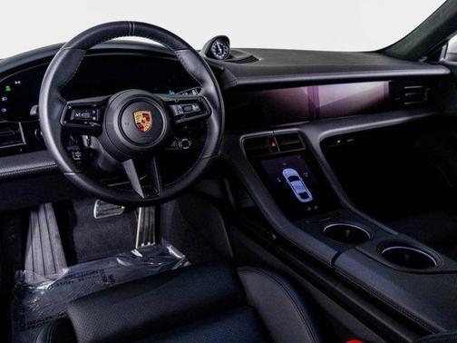 2024 Porsche Taycan GTS