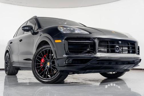 2023 Porsche Cayenne GTS