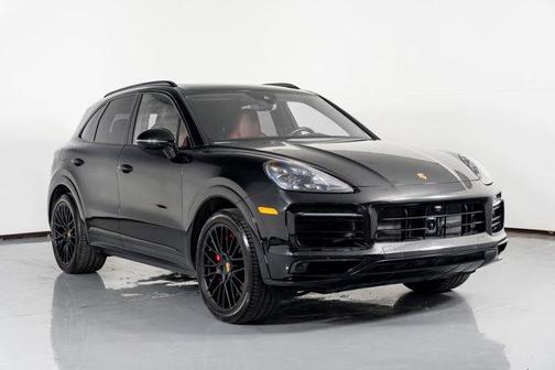 2023 Porsche Cayenne GTS