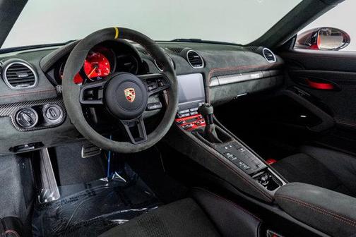 2024 Porsche 718 Cayman GT4 RS