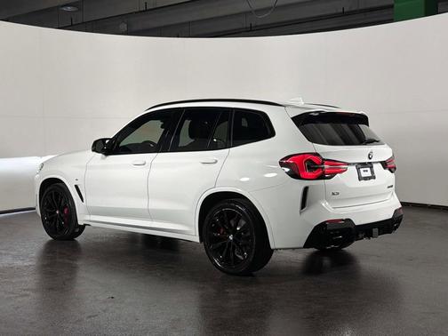 White 2024 BMW X3 M40i