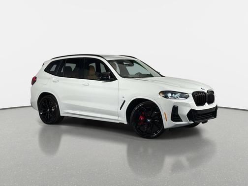 White 2024 BMW X3 M40i