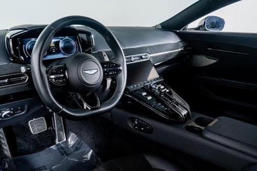 2025 Aston Martin Vantage Base