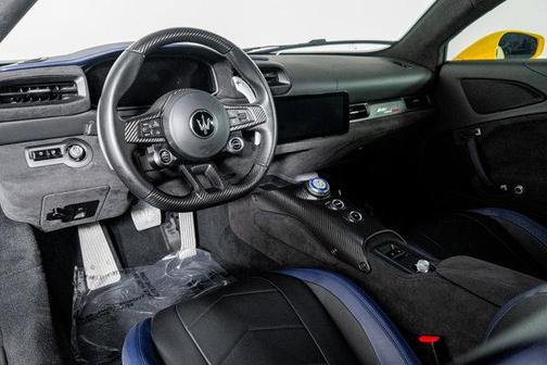 2022 Maserati MC20 Base