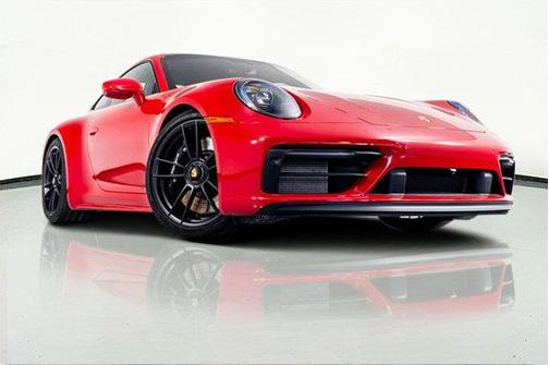 2024 Porsche 911 Carrera 4 GTS