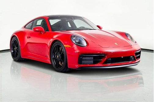 2024 Porsche 911 Carrera 4 GTS