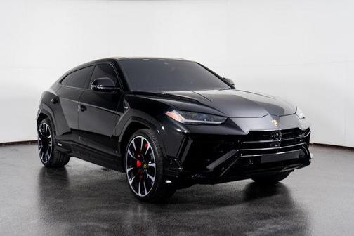 2024 Lamborghini Urus S