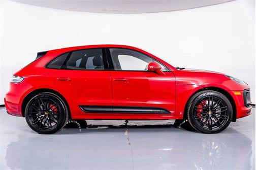 2024 Porsche Macan GTS