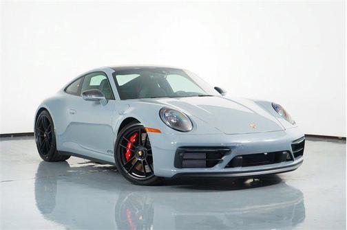 2024 Porsche 911 Carrera 4 GTS