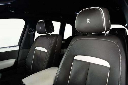 2023 Rolls-Royce Cullinan Base
