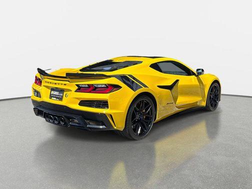 Competition Yellow Tintcoat Metallic 2025 Chevrolet Corvette Z06