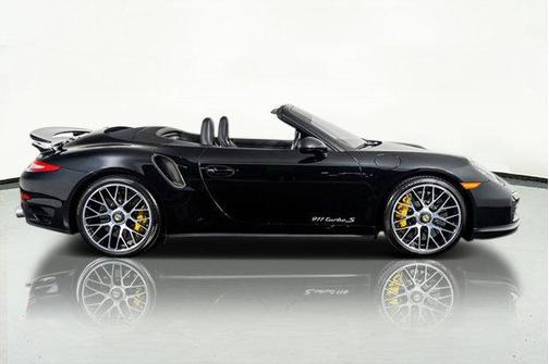 2016 Porsche 911 Turbo S