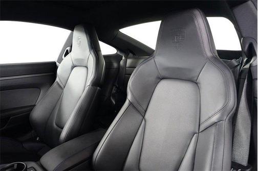 2024 Porsche 911 Carrera 4 GTS