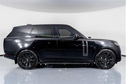 2023 Land Rover Range Rover P400 SE